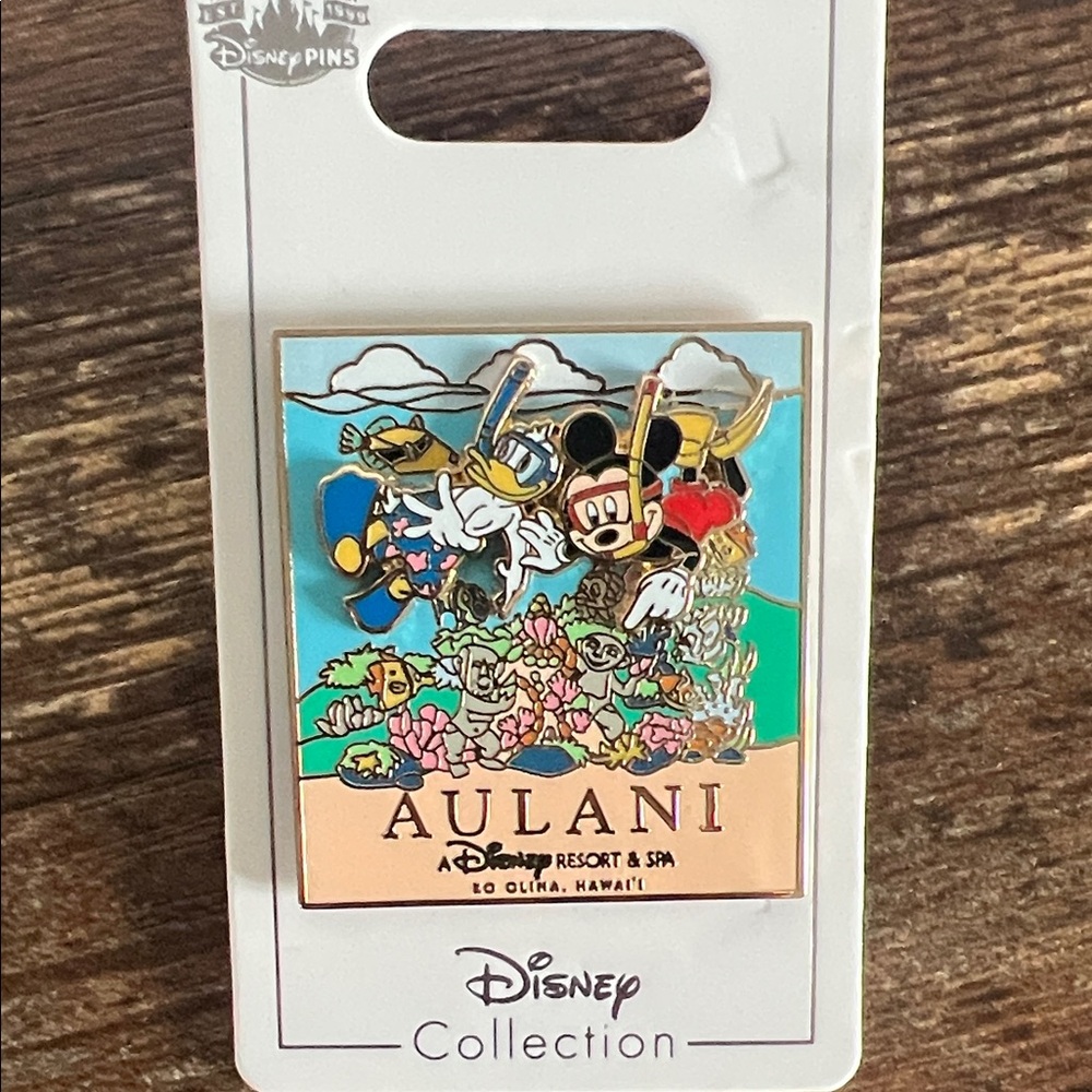 Disney Aulani Pin with Mickey and Friends - Picture 3 of 5